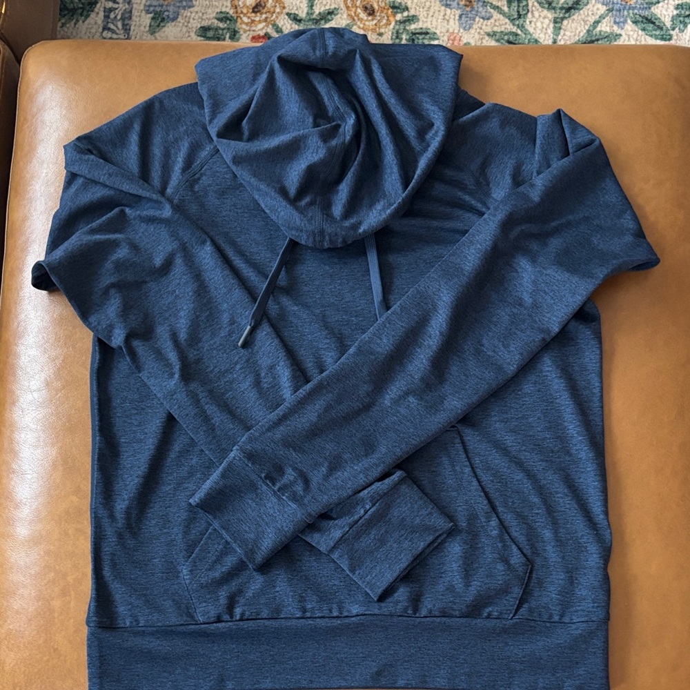 Quince Heather navy flowknit pullover hoodie. Size small. NWOT!